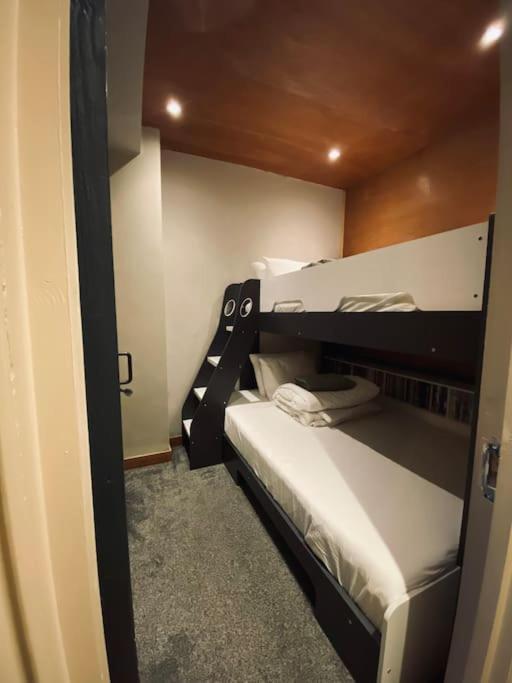 Spacious Boutique * Bristol